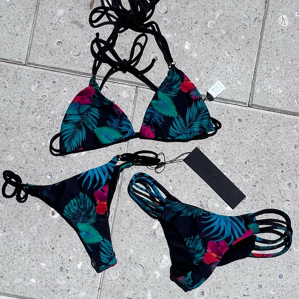 MGS bikini